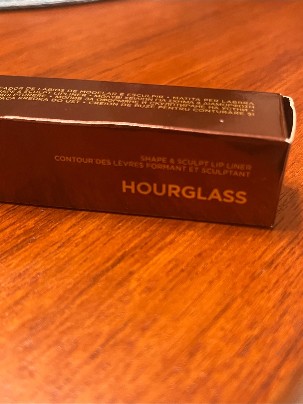 HOURGLASS shape & sculpt lip liner EXPOSE